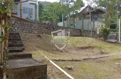 Terreno à venda na Barra da Lagoa, Florianópolis  por R$ 730.000