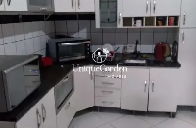 Casa à venda em são josé dos campos-sp, parque residencial flamboyant: 3 quartos, 2 banheiros, 2 vagas de garagem.