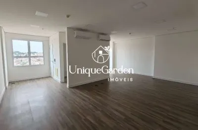 Sala comercial com 2 salas à venda na rua tiradentes, 299, centro, jacareí, 56 m2 por r$ 641.000