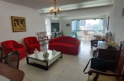 Apartamento à venda, com 185m², 4 dormitórios sendo 2 suítes, andar alto e excelente localização -a