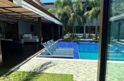 Casa em serrambi com cinema de 500m² área construída, 7 dormitórios, um verdadeiro refúgio com terr