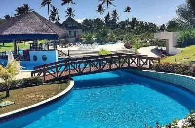 Flat à venda com 46m², 1 dormitório com suíte, varanda, vista para o mar, piscina,  muro alto, ipoj