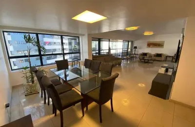 Apartamento 1 por andar, 4 dormitórios sendo 2 suites, 275m² , excelente locaçização à venda, graça