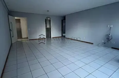 Apartamento com 3 quartos à venda no Casa Amarela, Recife 