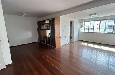 Apartamento à venda, more ao lado do parque da jaqueira, andar alto, 3 dormitórios sendo 1 suite, 1