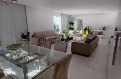 Apartamento à venda com 200m², 4 dormitórios, sendo 2 suítes, 2 vagas, aflitos, recife, pe.