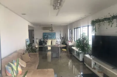 Apartamento à venda, 3 dormitórios sendo 1 suite com hidromassagem, 1 por andar, boa viagem, recife