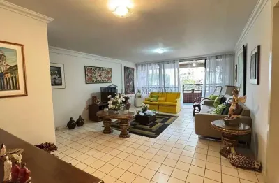 Apartamento à venda, 3 dormitórios sendo 1 suite, 140m² de área útil, localização maravilhosa casa