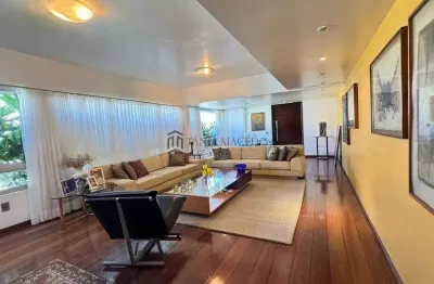 Linda cobertura  à venda, 4 dormitórios, duplex. nascente, 310m² de área útil, excelente localizaçã