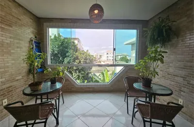 Casa com 3 quartos à venda na Avenida Affonso Penna, Ponta da Praia, Santos