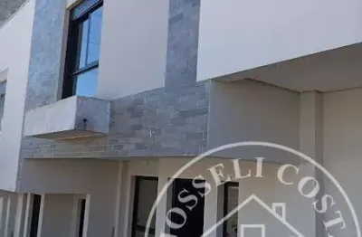 Sobrado entrada individual à venda 3 dormitórios  no bairro desvio rizzo.