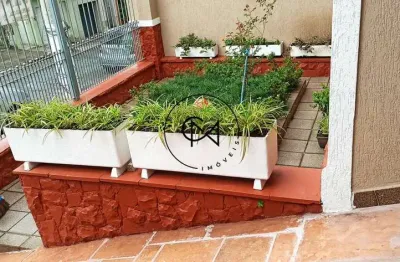 Casa à Venda no Alto da Lapa - 4 dorms. 3 vagas - 184 m2 - Sobrado - bom estado