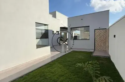 Casa à venda em lavras, mg - 4 quartos; 2 suítes; 2 vagas; 245 m2