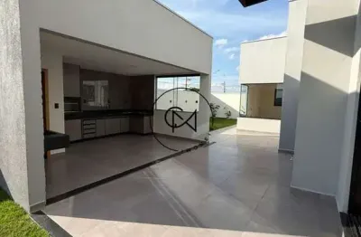 Casa à venda em lavras, mg - 4 quartos; 2 suítes; 2 vagas; 245 m2