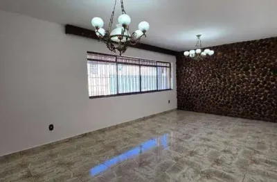 Casa comercial com 5 salas para alugar na Rua Engenheiro Monlevade, 186, Centro, Jundiaí