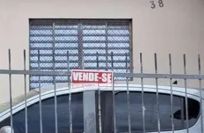 Casa com 2 quartos à venda na Rua da Laguna, 38, Vila Santa Terezinha, Várzea Paulista