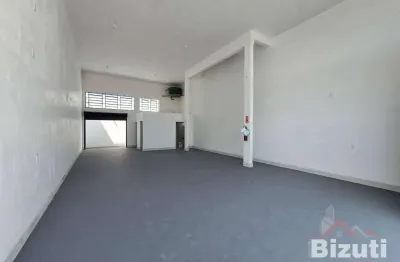 Galpão novo a locação com 132 m² de área construída em Várzea Paulista SP