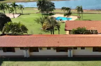 Magnifica fazenda às margens da represa com 56 alqueires (1.355.200 m²)