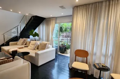 Excelente apartamento duplex em localização privilegiada