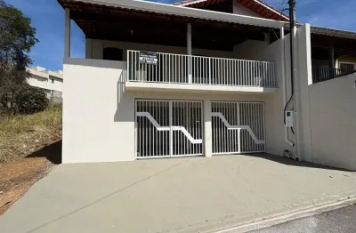 Casa com 3 quartos para alugar no Jardim Paulista, Atibaia 