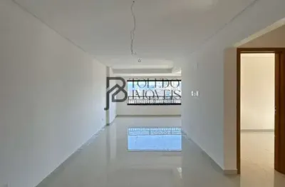 Apartamento de 2 dormitórios, sendo 2 suítes  1 vaga de garagem privativa, no canto do forte