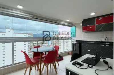 Apartamento amplo com 81m², 02 dormitórios com suite, planejado, sacada gourmet e andar alto