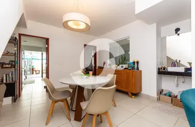 Linda casa duplex com 4 quartos (1 suíte) em itaipú/niterói-rj