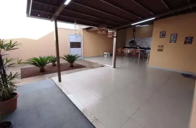 Casa região de ipatinga, cód. k198. energia solar e poço artesiano, terraço . quintal e jardim.