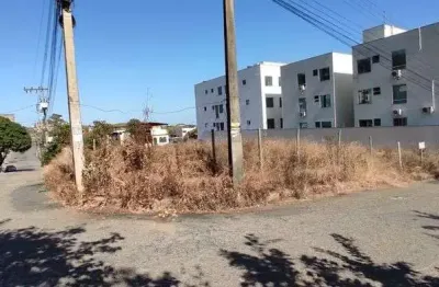 Lote bairro parque das águas, 596,56 m², devidamente registrado. região de ipatinga