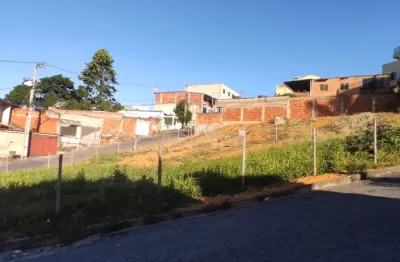 Lote bairro cidade nova, cód. l104, área total 416,70 m², dev. registr..  perto da avenida. região de ipatinga