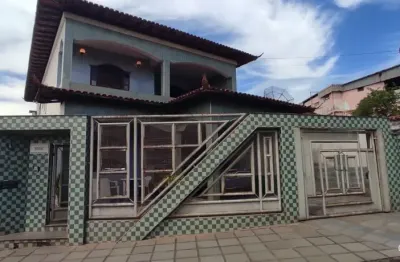 Casa bairro bela vista. área nobre. cód. k235. 4 qts/suíte, quintal, área gourmet. banheira de hidro.
