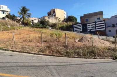 Lote bairro cidade nova, cód. l104, área total 416,70 m² (pode se construir até 04 casas geminadas).  perto da avenida. região de ipatinga