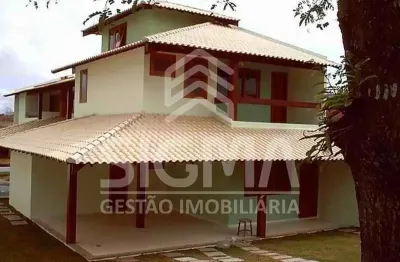 Casa com 3 quartos à venda na rua castro alves, glória, macaé por r$ 1.800.000