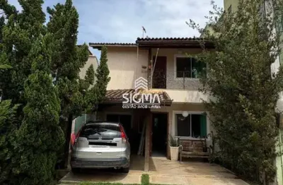 Casa em condomínio fechado com 3 quartos à venda na alameda das pitangas, 260, granja dos cavaleiros, macaé por r$ 790.000