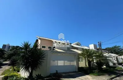 Casa com 5 quartos à venda na rua capitão jayme barcellar, 160, cancela preta, macaé por r$ 1.700.000