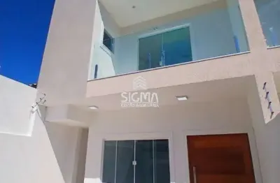 Casa com 3 quartos à venda na rua professora neide lima, 47, vale das palmeiras, macaé por r$ 629.000