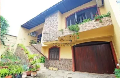 Casa em condomínio fechado com 3 quartos à venda na rua umbú, 137, passo da areia, porto alegre por r$ 1.300.000