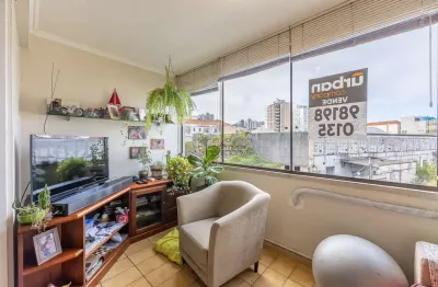 Apartamento com 2 quartos à venda na rua joão guimarães, 191, santa cecília, porto alegre por r$ 400.000
