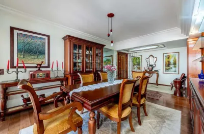 Apartamento com 4 quartos à venda na rua tenente-coronel fabrício pilar, 468, mont serrat, porto alegre por r$ 1.390.000