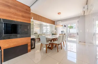 Apartamento com 3 quartos à venda na rua cabral, 764, rio branco, porto alegre por r$ 1.789.000