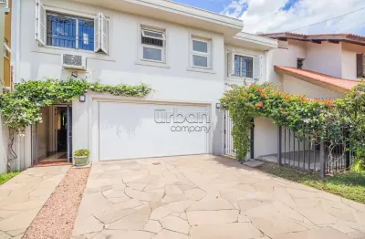 Casa em condomínio fechado com 4 quartos à venda na rua araruama, 720, chácara das pedras, porto alegre por r$ 3.500.000