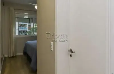 Apartamento com 2 quartos à venda na rua castro alves, 1125, independência, porto alegre por r$ 736.250