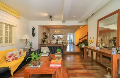 Casa com 4 quartos à venda na avenida josé gertum, 355, chácara das pedras, porto alegre por r$ 2.300.000