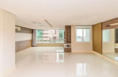 Apartamento com 3 quartos à venda na avenida luiz manoel gonzaga, 187, petrópolis, porto alegre por r$ 1.390.000