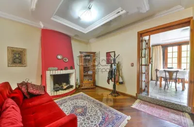 Casa em condomínio fechado com 4 quartos à venda na rua curupaiti, 43, cristal, porto alegre por r$ 740.000