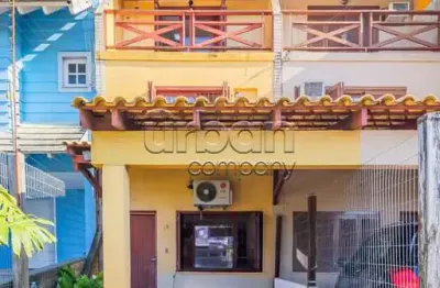 Casa em condomínio fechado com 3 quartos à venda na rua luiz fontoura júnior, 88, jardim planalto, porto alegre por r$ 400.000