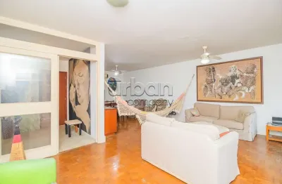 Apartamento com 3 quartos à venda na rua vasco da gama, 680, rio branco, porto alegre por r$ 750.000
