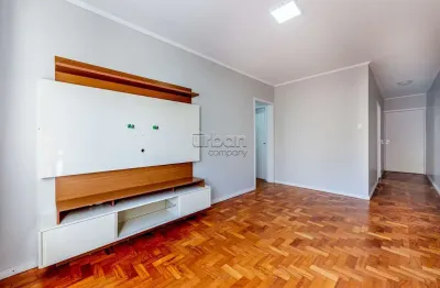 Apartamento com 2 quartos à venda na rua marcelo gama, 512, higienópolis, porto alegre por r$ 365.000
