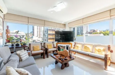 Apartamento com 3 quartos à venda na rua josé scutari, 259, passo da areia, porto alegre por r$ 800.000
