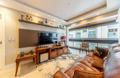 Apartamento com 2 quartos à venda na avenida independência, 510, independência, porto alegre por r$ 750.000